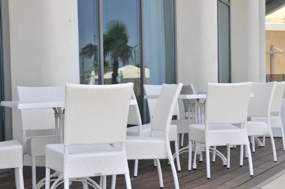Play Hatzuk Beach Tel Aviv Ngoại thất bức ảnh