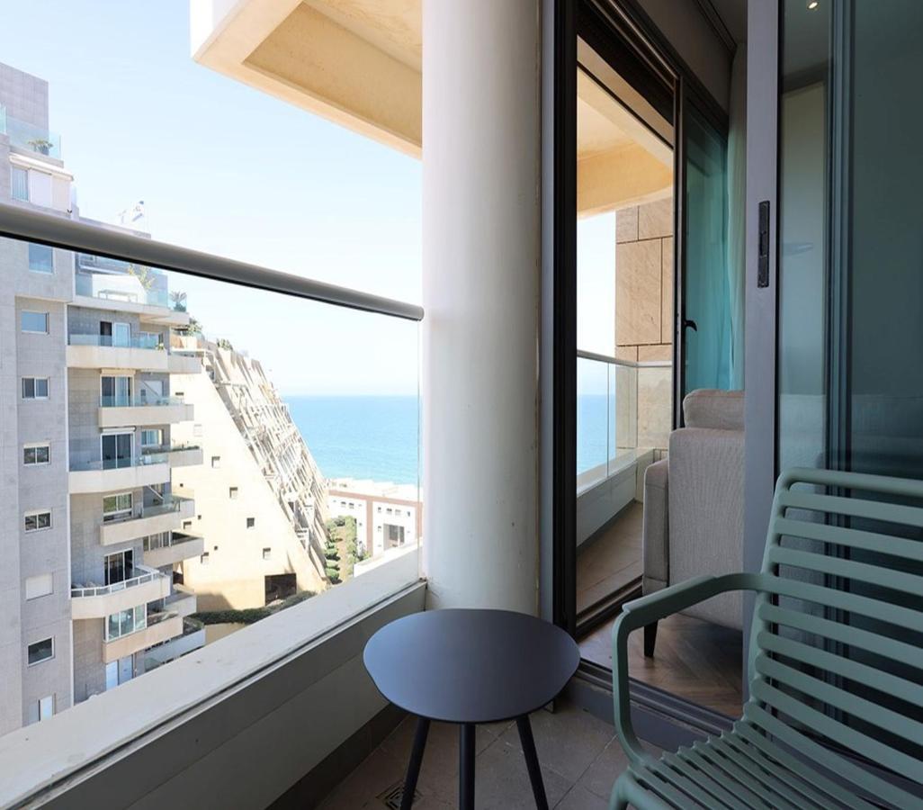 Play Hatzuk Beach Tel Aviv Ngoại thất bức ảnh